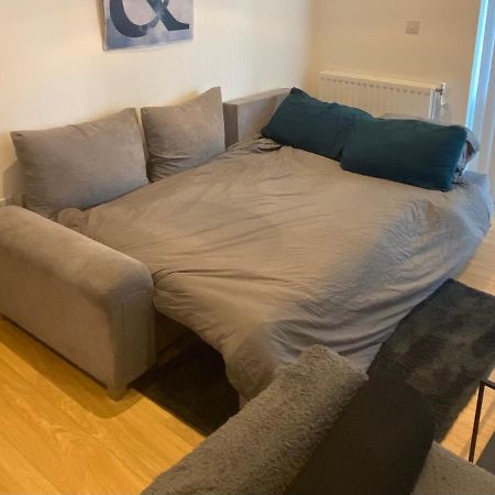 Luxury London Apartment - Steps To East Croydon Train Station 外观 照片
